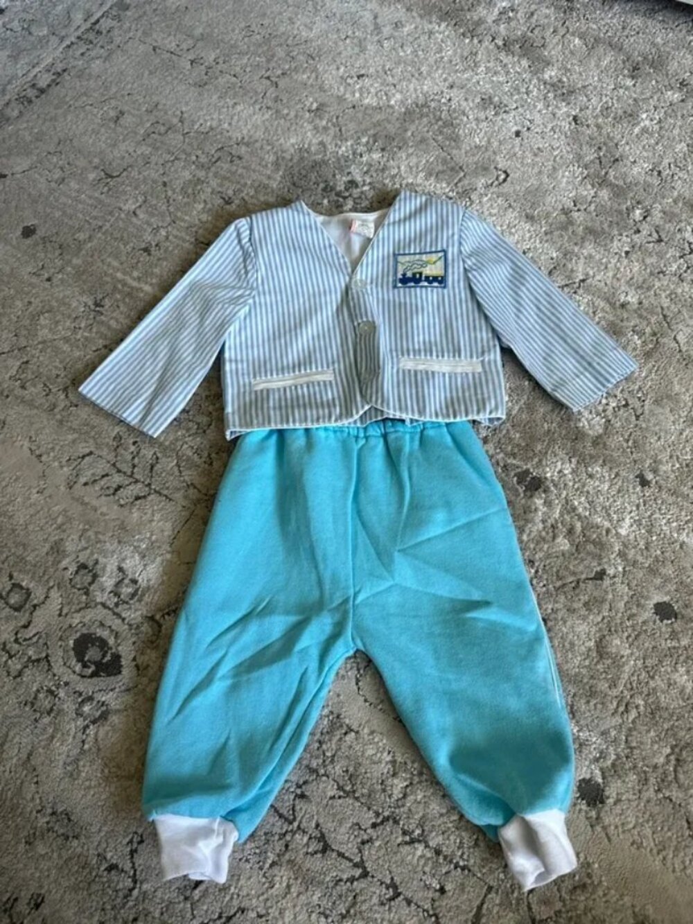 Vintage bundle 18 months‎